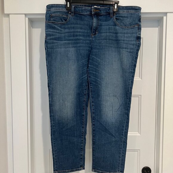 Eileen Fisher Blue Organic Cotton High-Rise Cropped Straight Denim Jeans, Size 1 - Picture 2 of 6